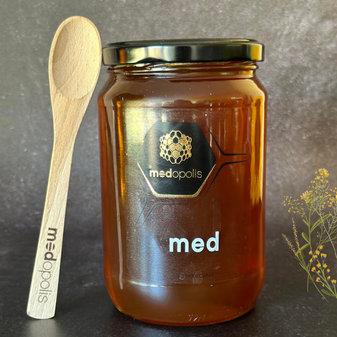 Ливадски мед са Хомољских планина је природан дар који рефлектује разноликост биљних врста и дивље флоре овог подручја. Овај мед има богату, златно-смеђу боју и изражен мирис дивљег цвећа и траве.